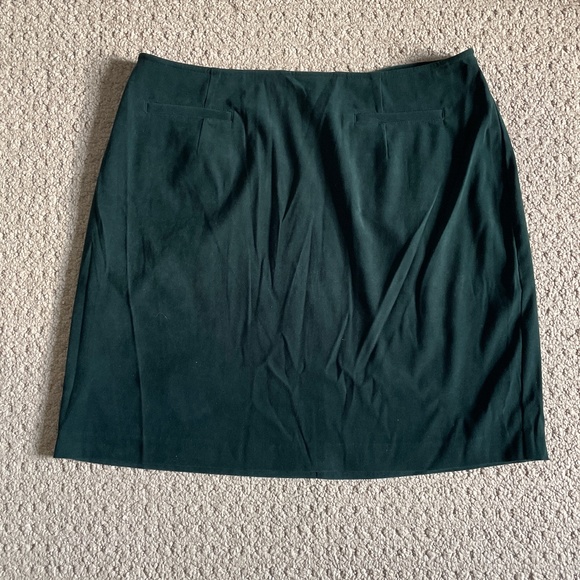 Forest Green Matching Shirt and Skirt Set 18/20 BNWOT - Picture 6 of 9